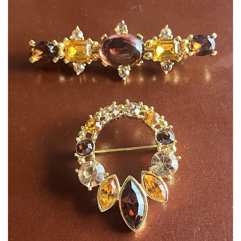 Lia Wreath Bar Brooch Pin G old Tone Lot Red Yellow Rhinestone Matching Gift Set